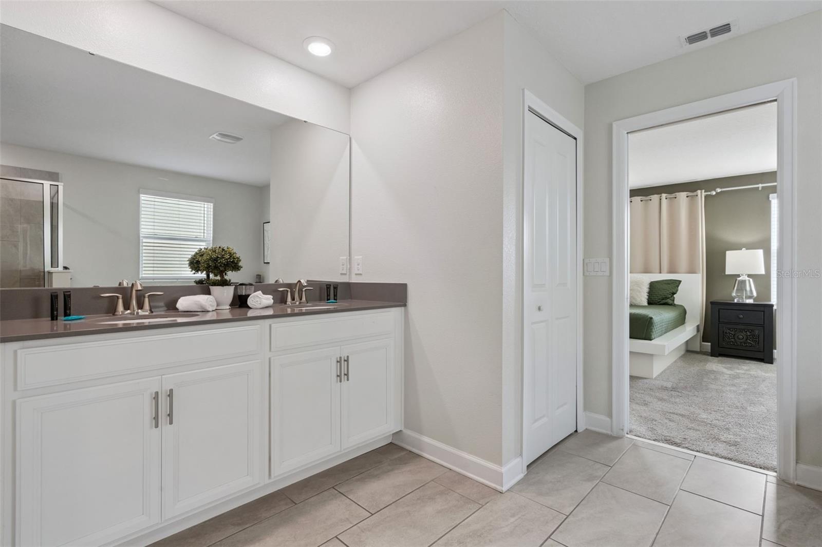 COVE AT STOREY LAKE II - Residential