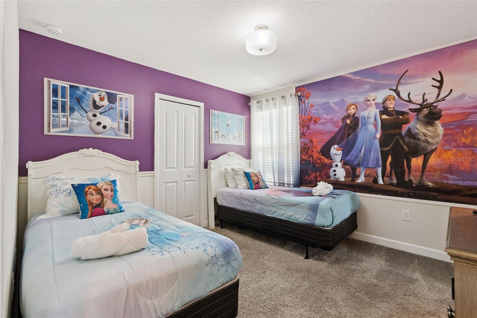 COVE AT STOREY LAKE II - Residential