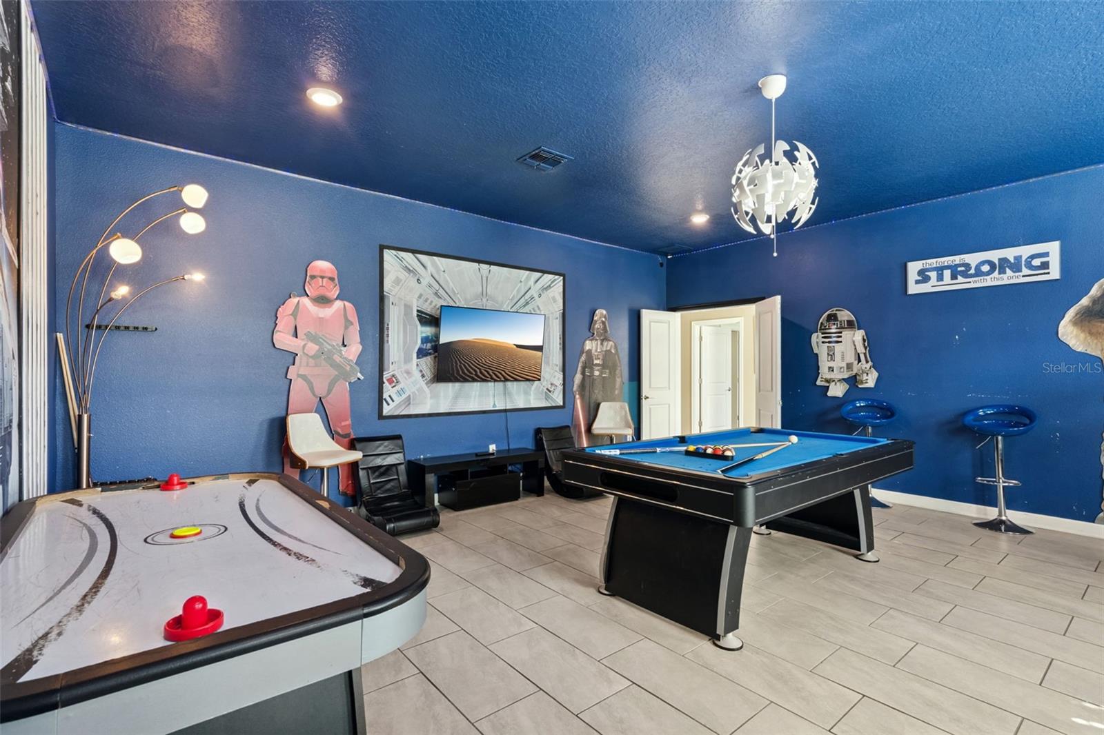 COVE AT STOREY LAKE II - Residential