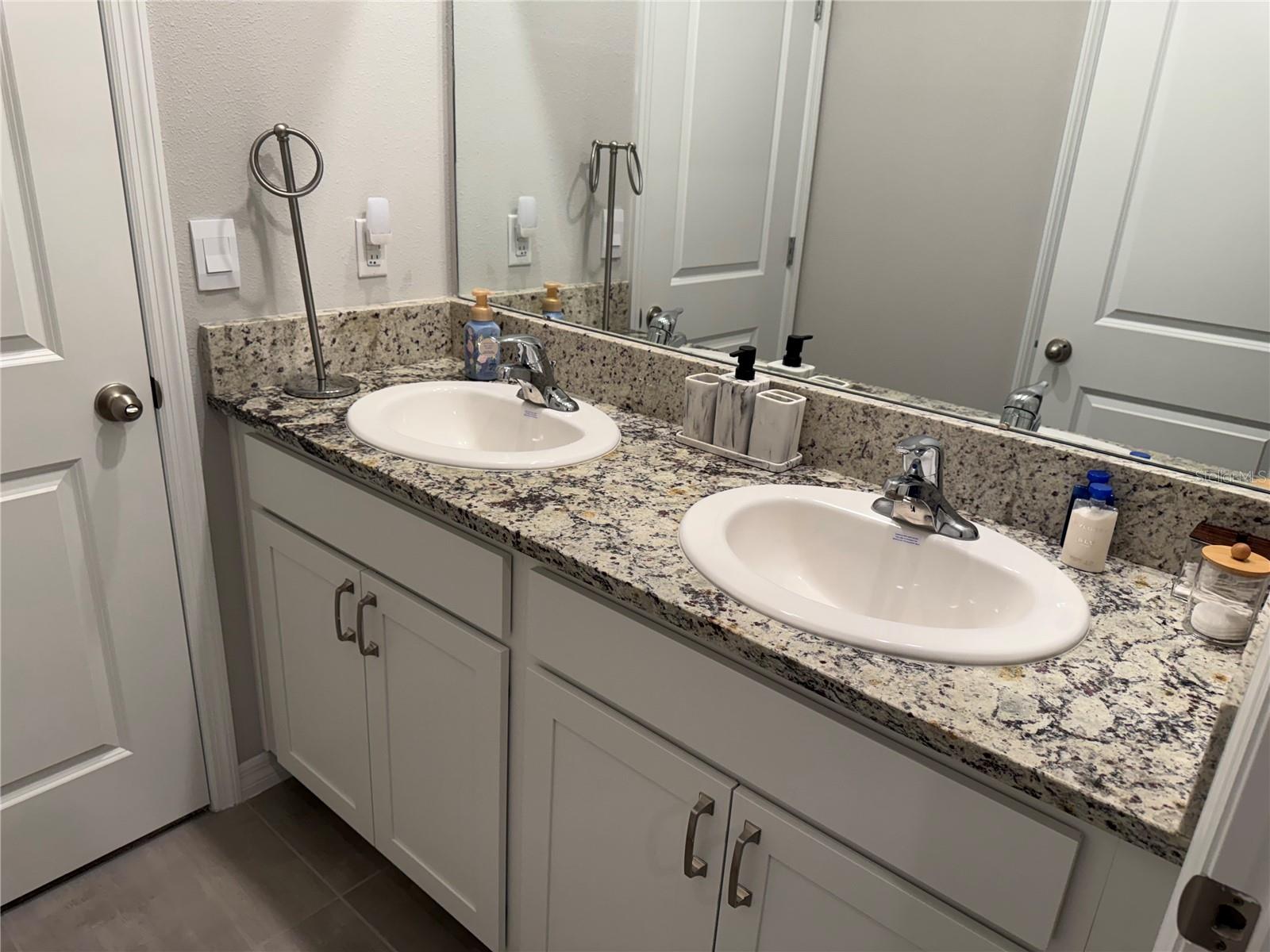 MIRADA PRCL 18-2 - Residential