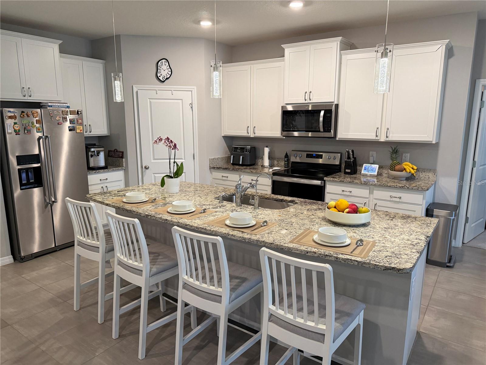 10437 LAXER CAY LOOP