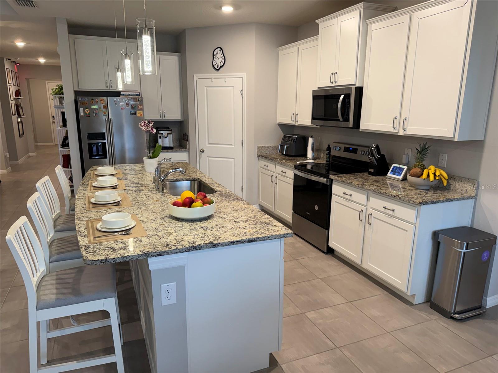 10437 LAXER CAY LOOP