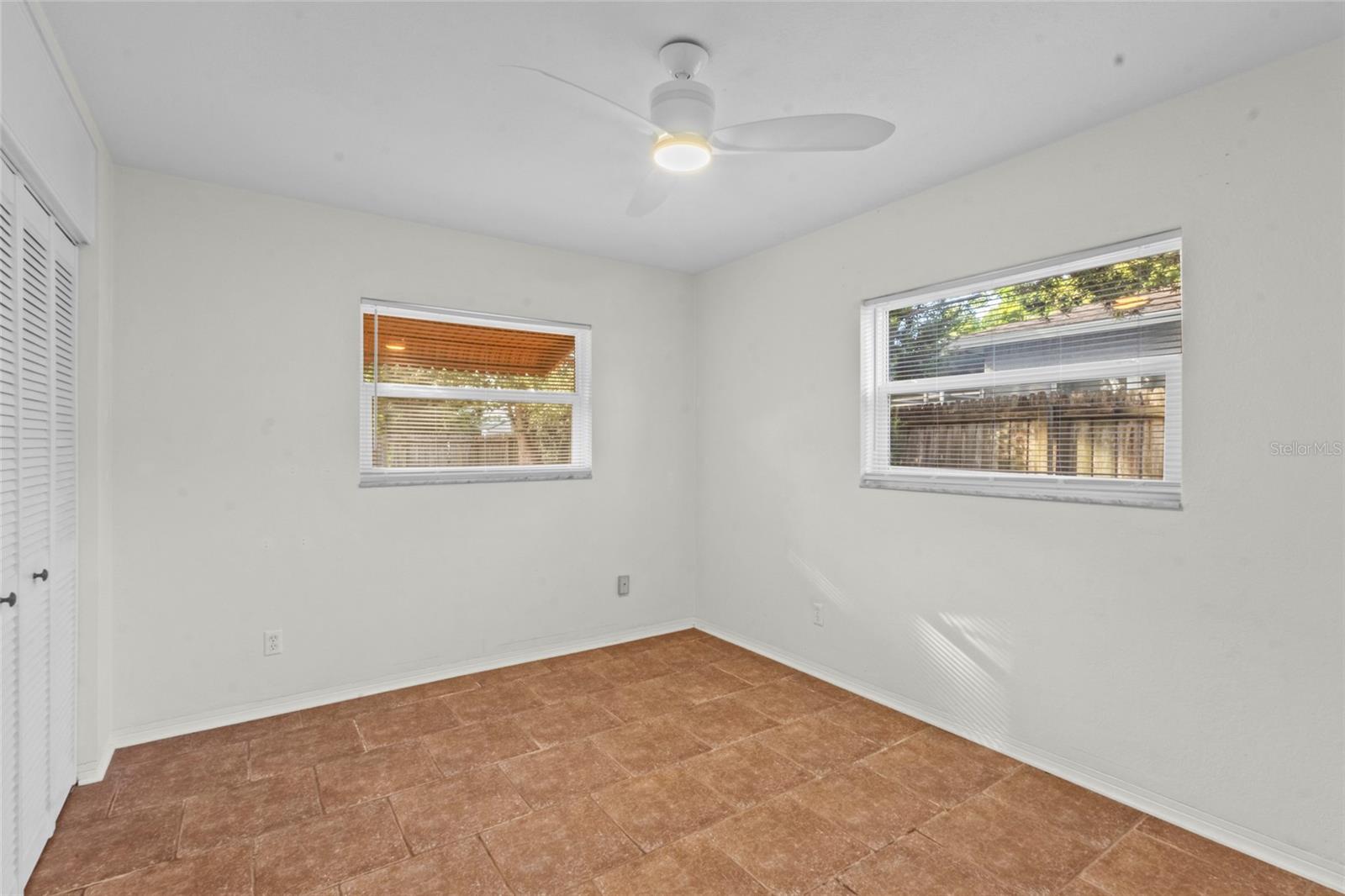 SUMMIT GROVE 2ND ADD - Residential