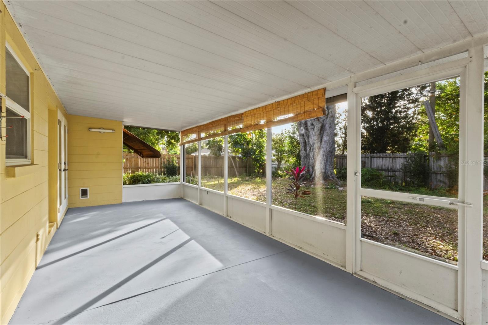 SUMMIT GROVE 2ND ADD - Residential