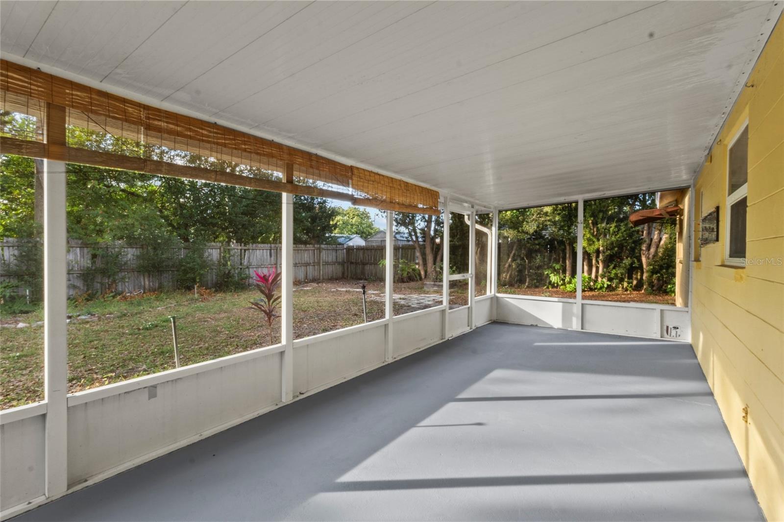 SUMMIT GROVE 2ND ADD - Residential