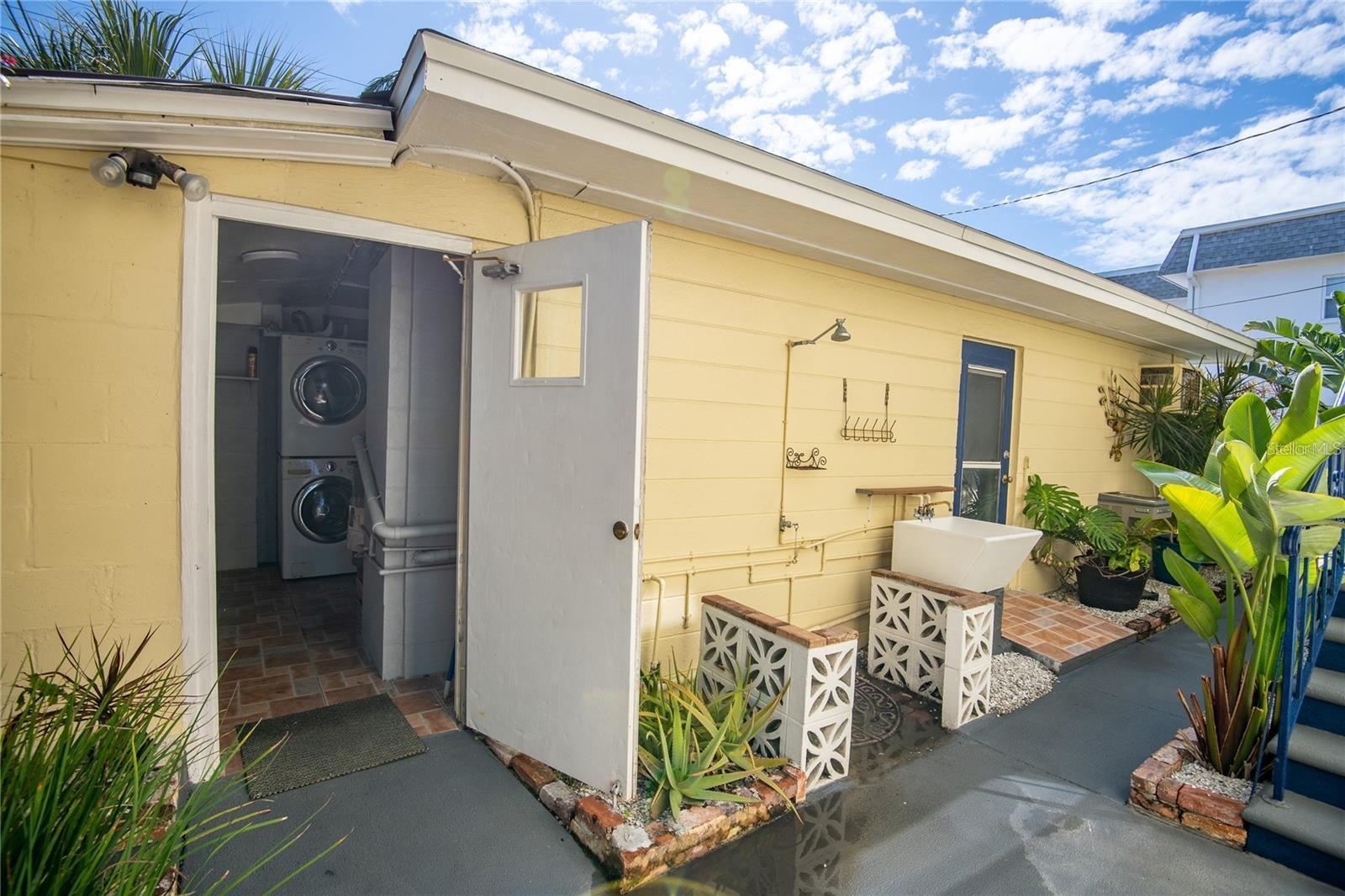 ST PETERSBURG BEACH REP - Residential Income