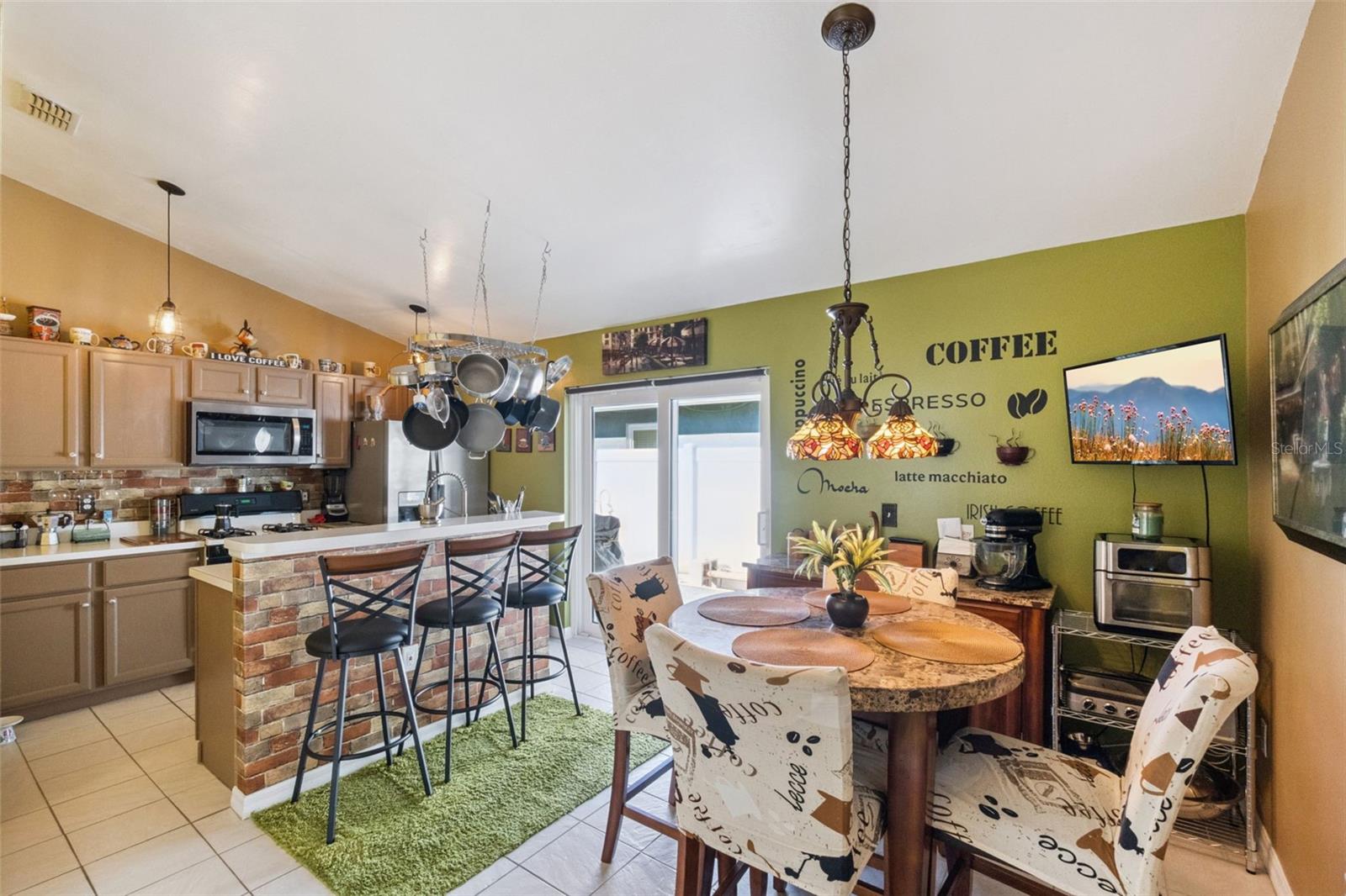 8741 CLAIBORNE COURT