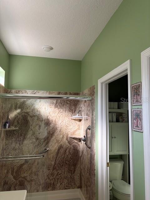 GROVES GOLF & COUNTRY CLUB - Residential