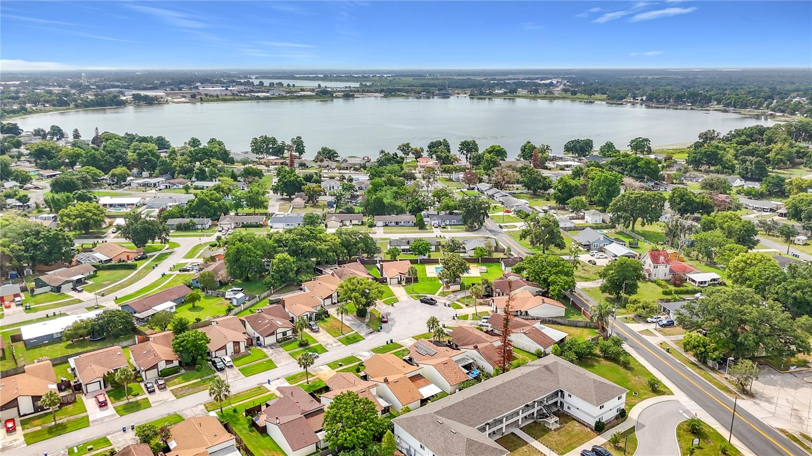 STONEBRIDGE - Residential