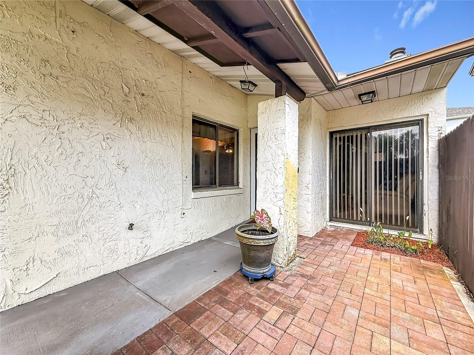 STONEBRIDGE - Residential