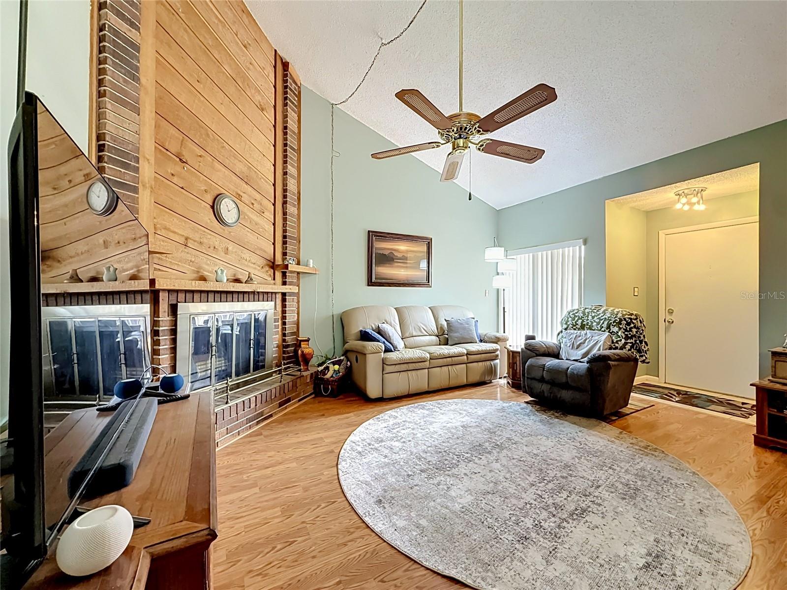 STONEBRIDGE - Residential