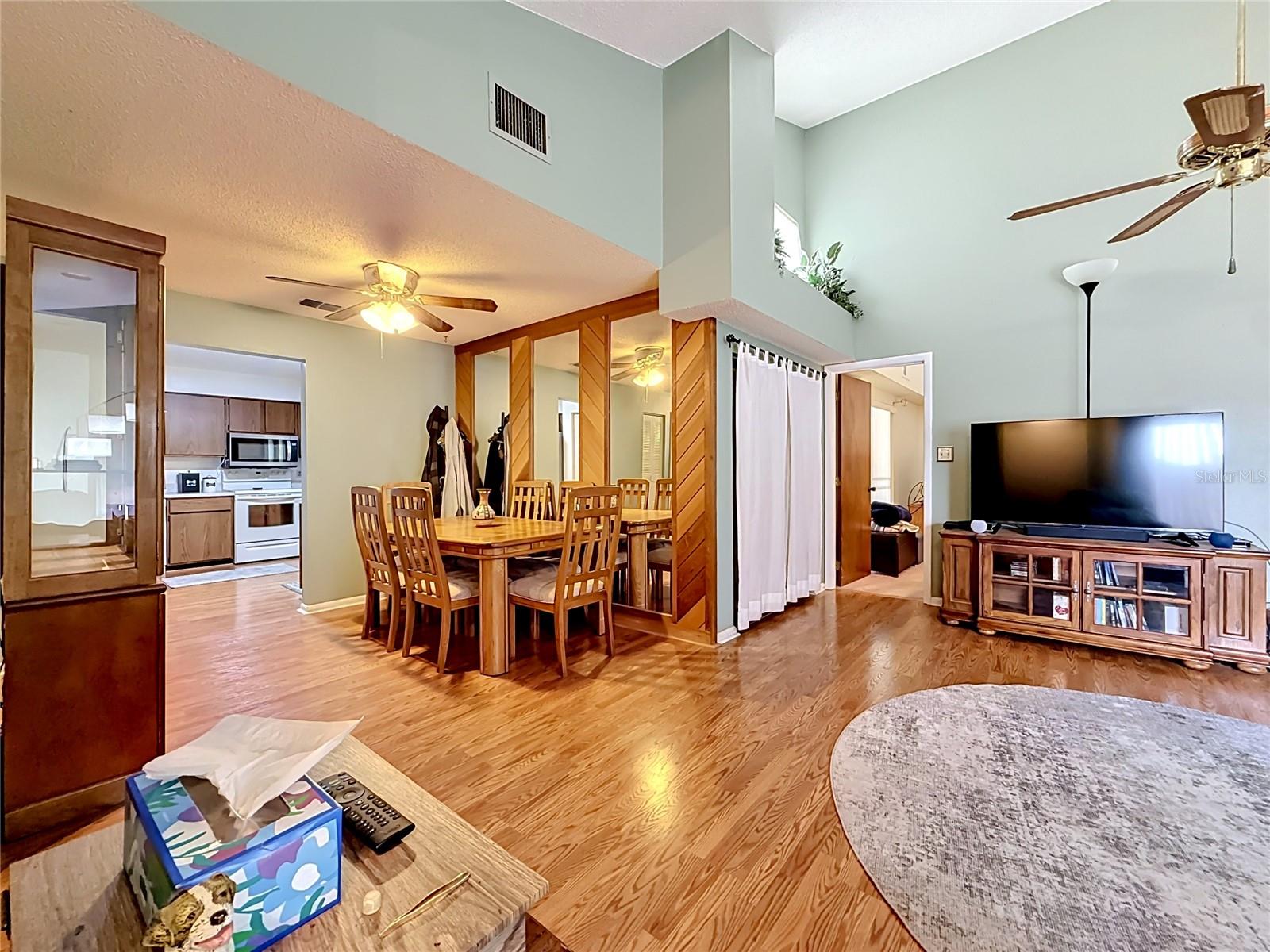 STONEBRIDGE - Residential