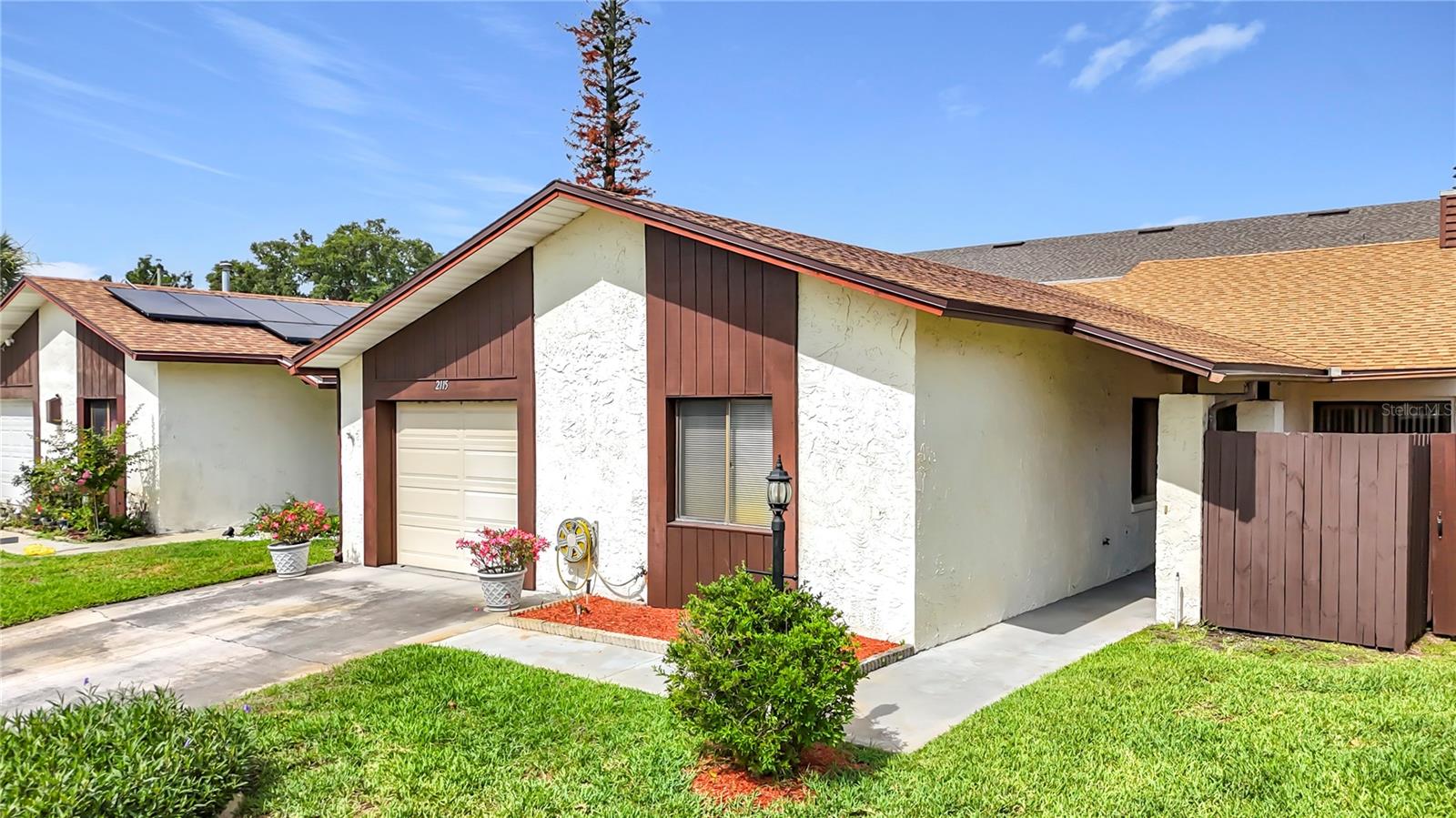 STONEBRIDGE - Residential