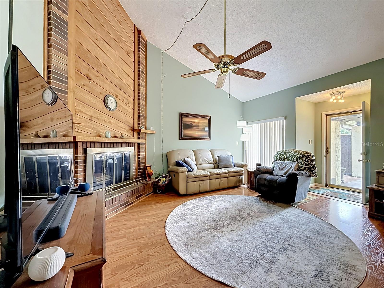 STONEBRIDGE - Residential