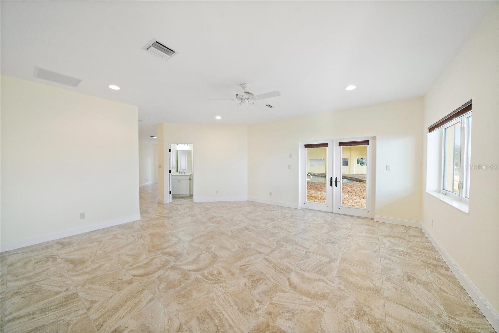 GROVE CITY SHORES E 07 - Residential