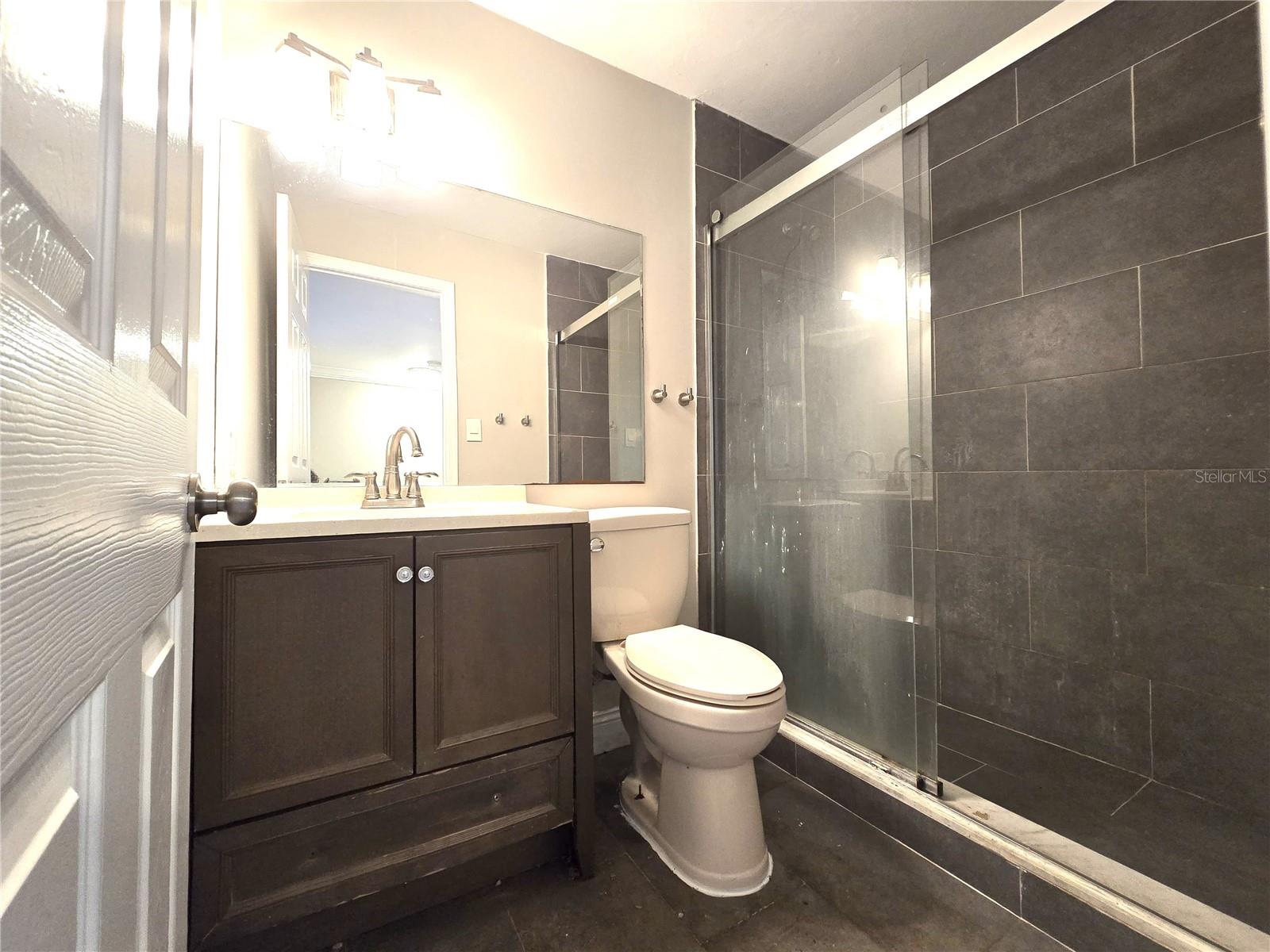 LAMANCHA - Residential Lease