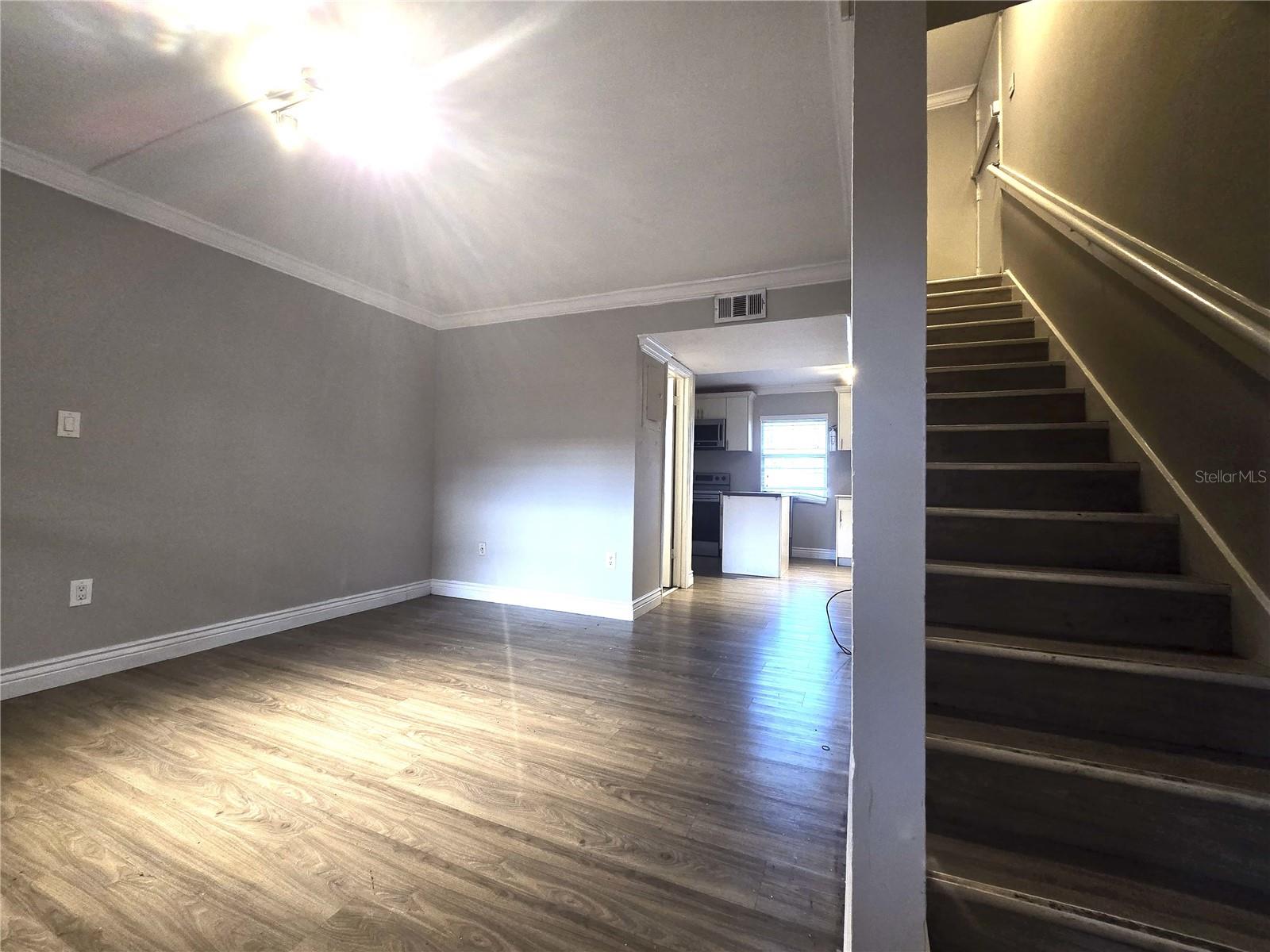 LAMANCHA - Residential Lease