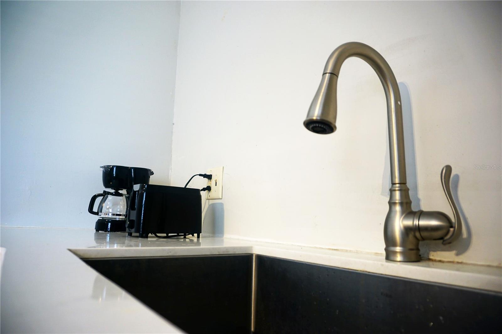 LAMANCHA - Residential Lease