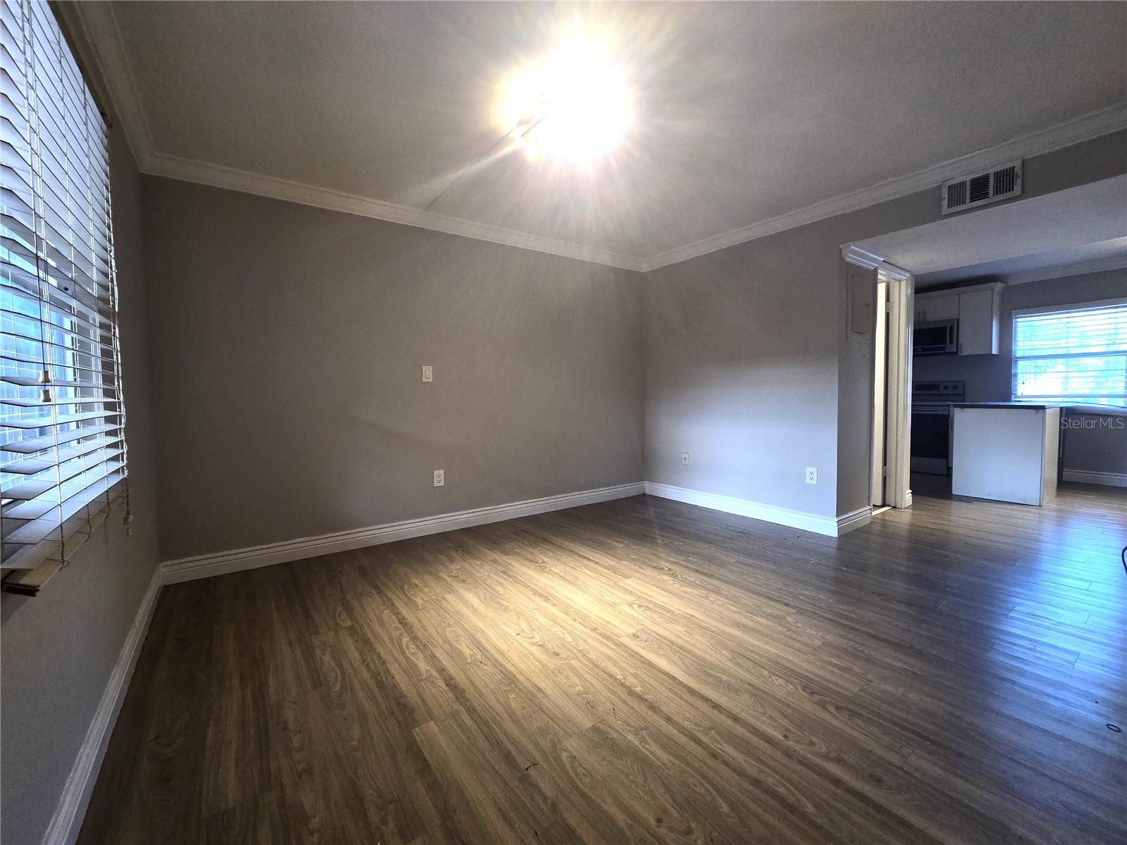 LAMANCHA - Residential Lease