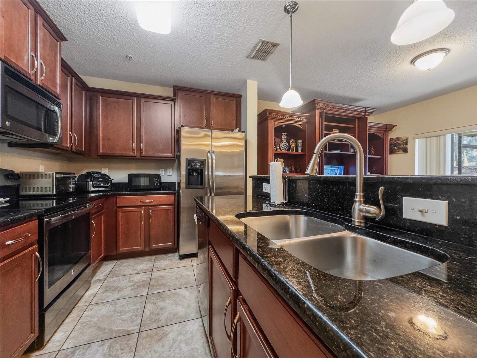 674 JOYFUL BLOSSOM PLACE