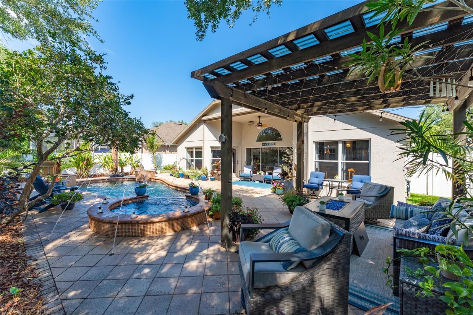 9060 PINEBREEZE DRIVE