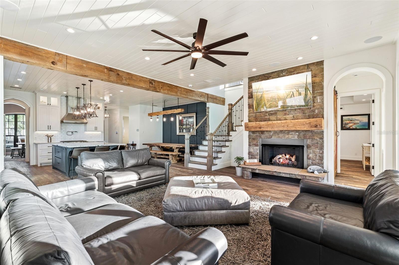 PALM SHADOWS VACD - Residential