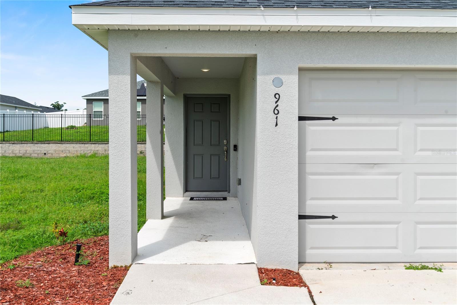 LAKES TR 5 - Residential Lease