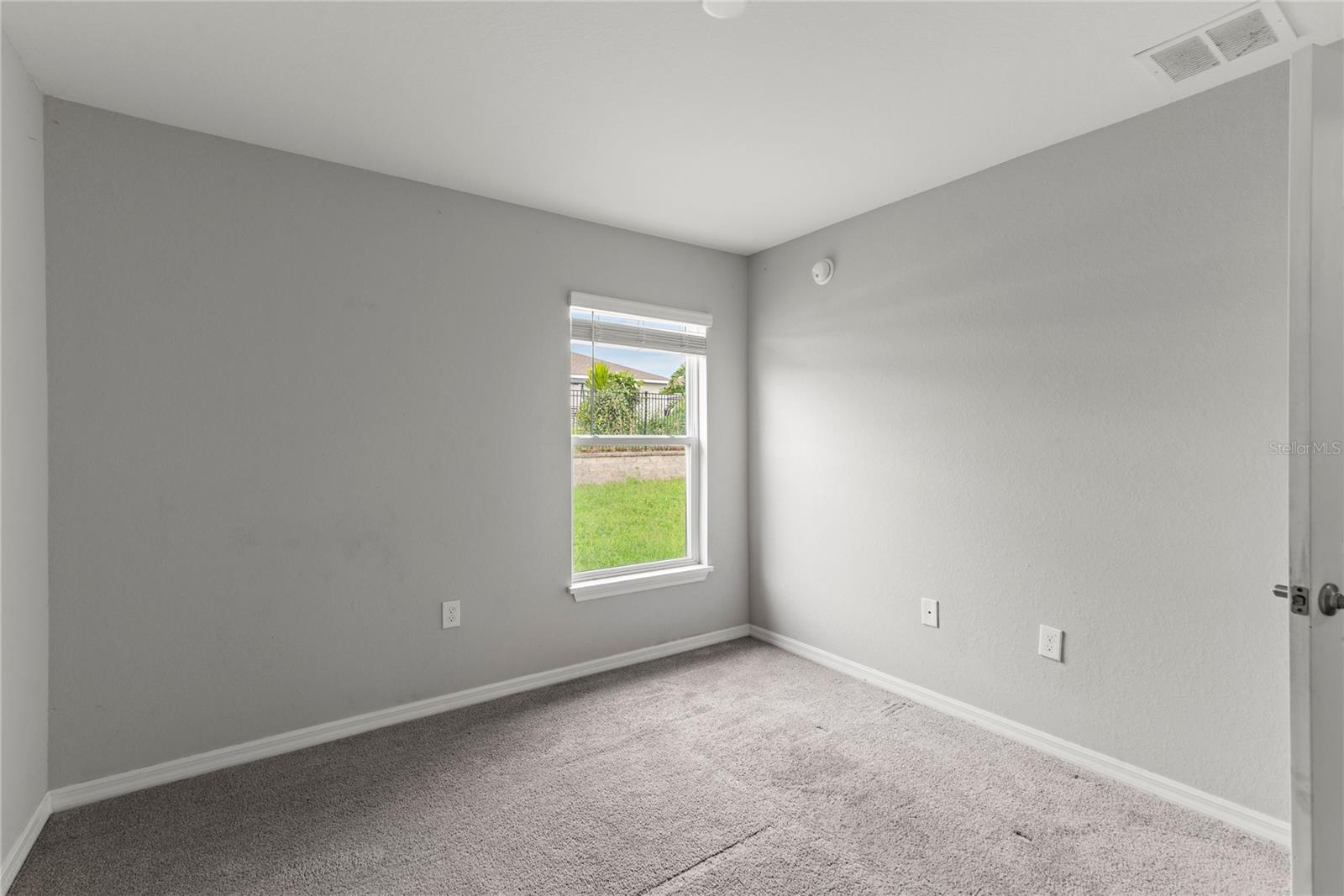 LAKES TR 5 - Residential Lease