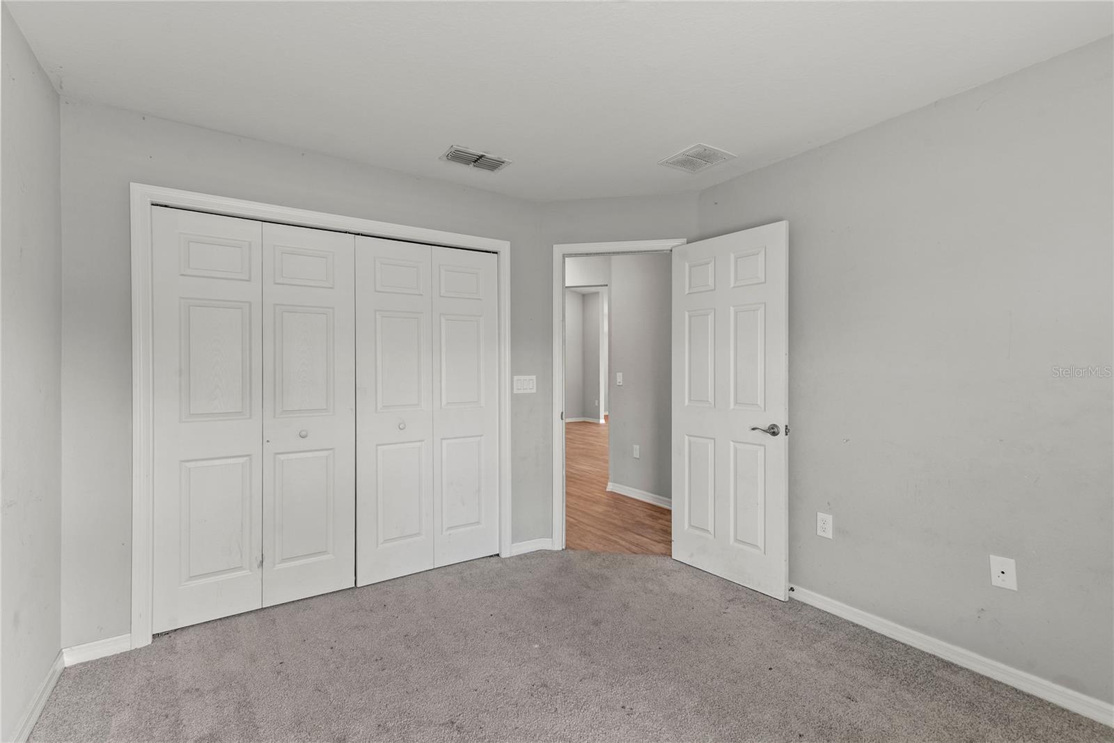 LAKES TR 5 - Residential Lease