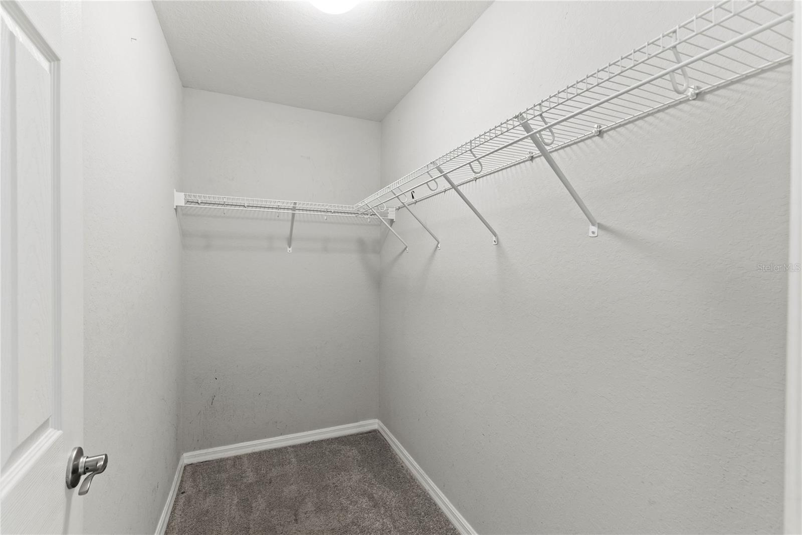 LAKES TR 5 - Residential Lease