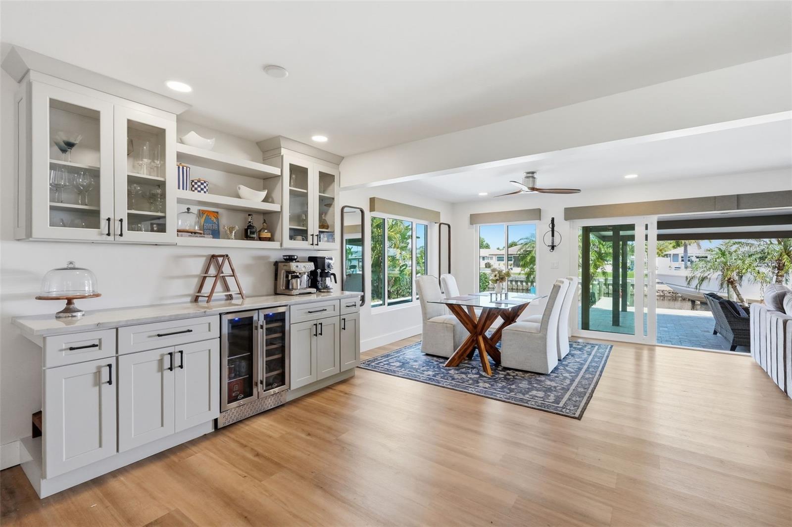 SUN PLAZA ISLES - Residential