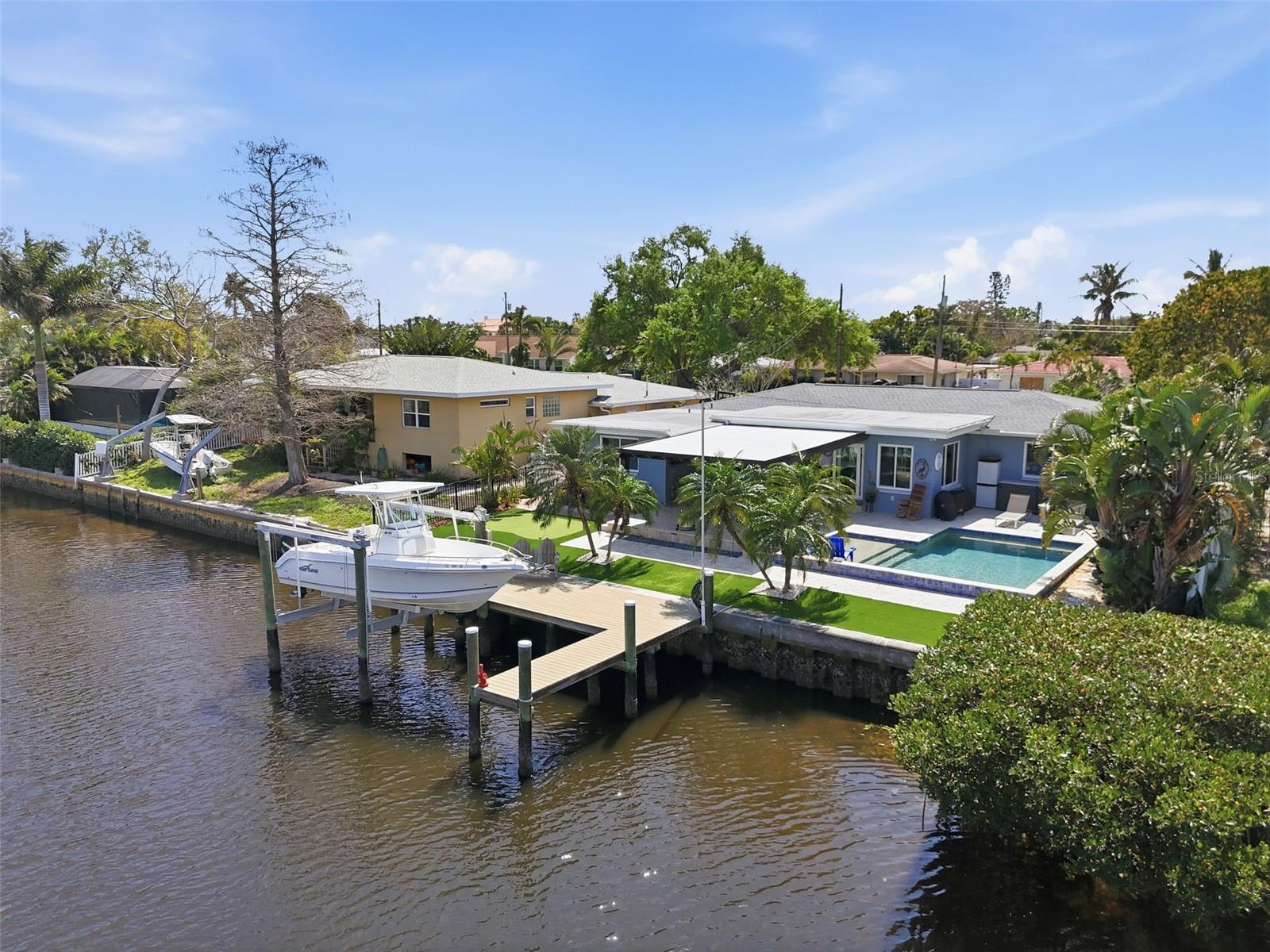 SUN PLAZA ISLES - Residential