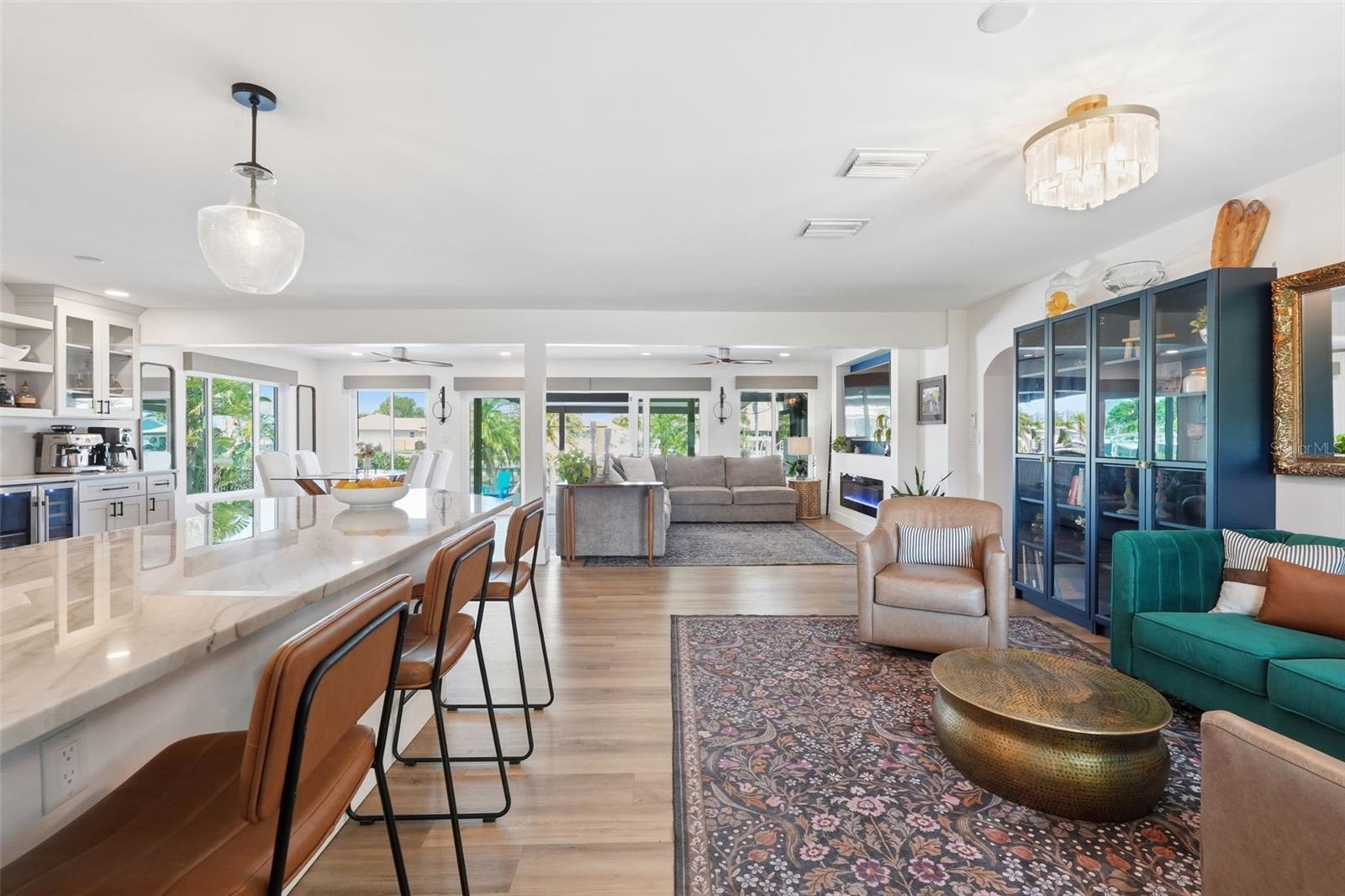 9571 SUN ISLE DRIVE NE