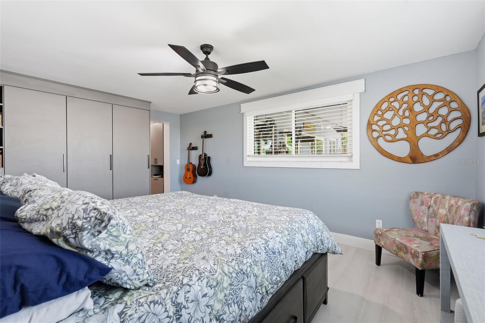 SUN PLAZA ISLES - Residential