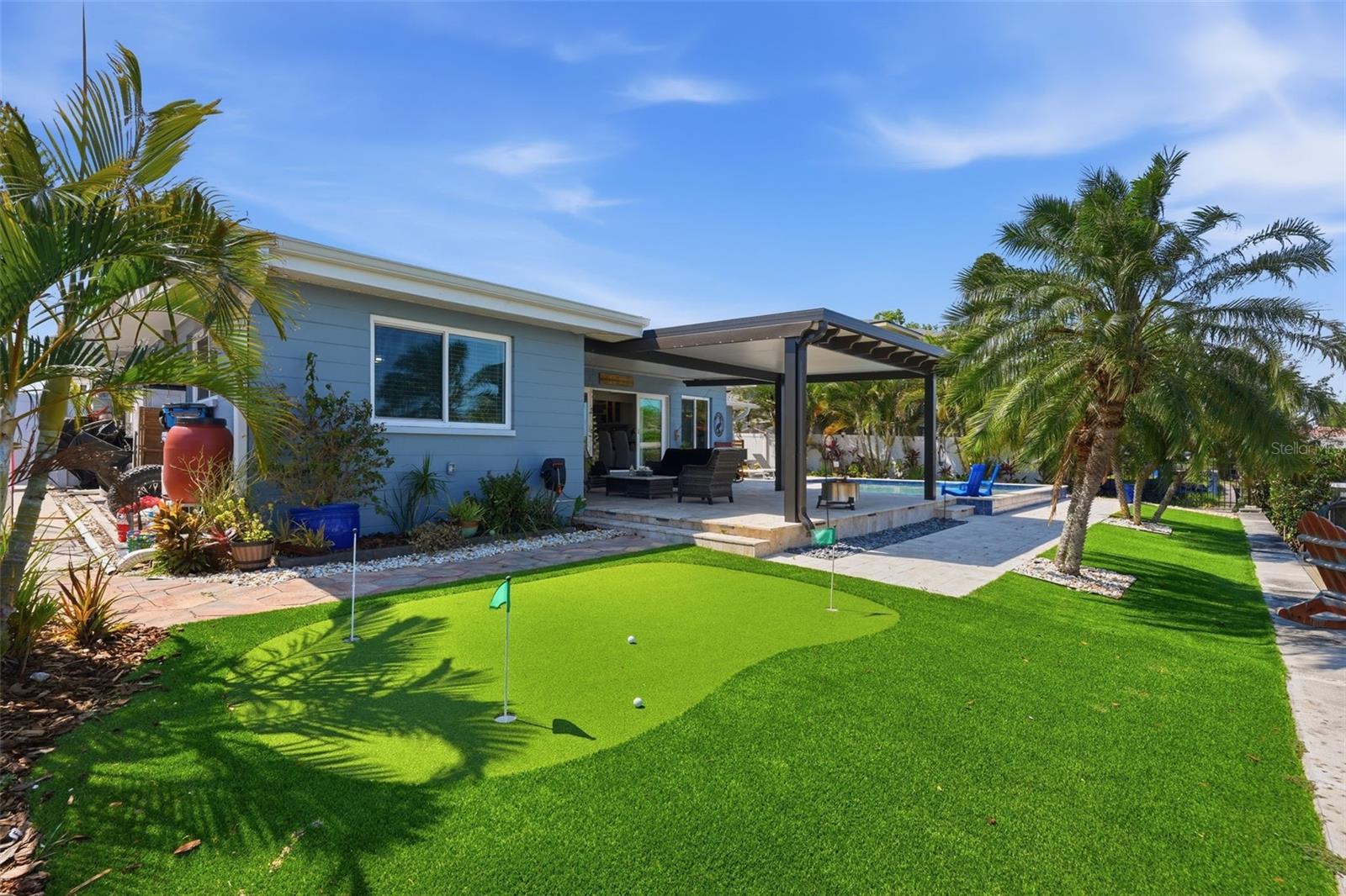 SUN PLAZA ISLES - Residential