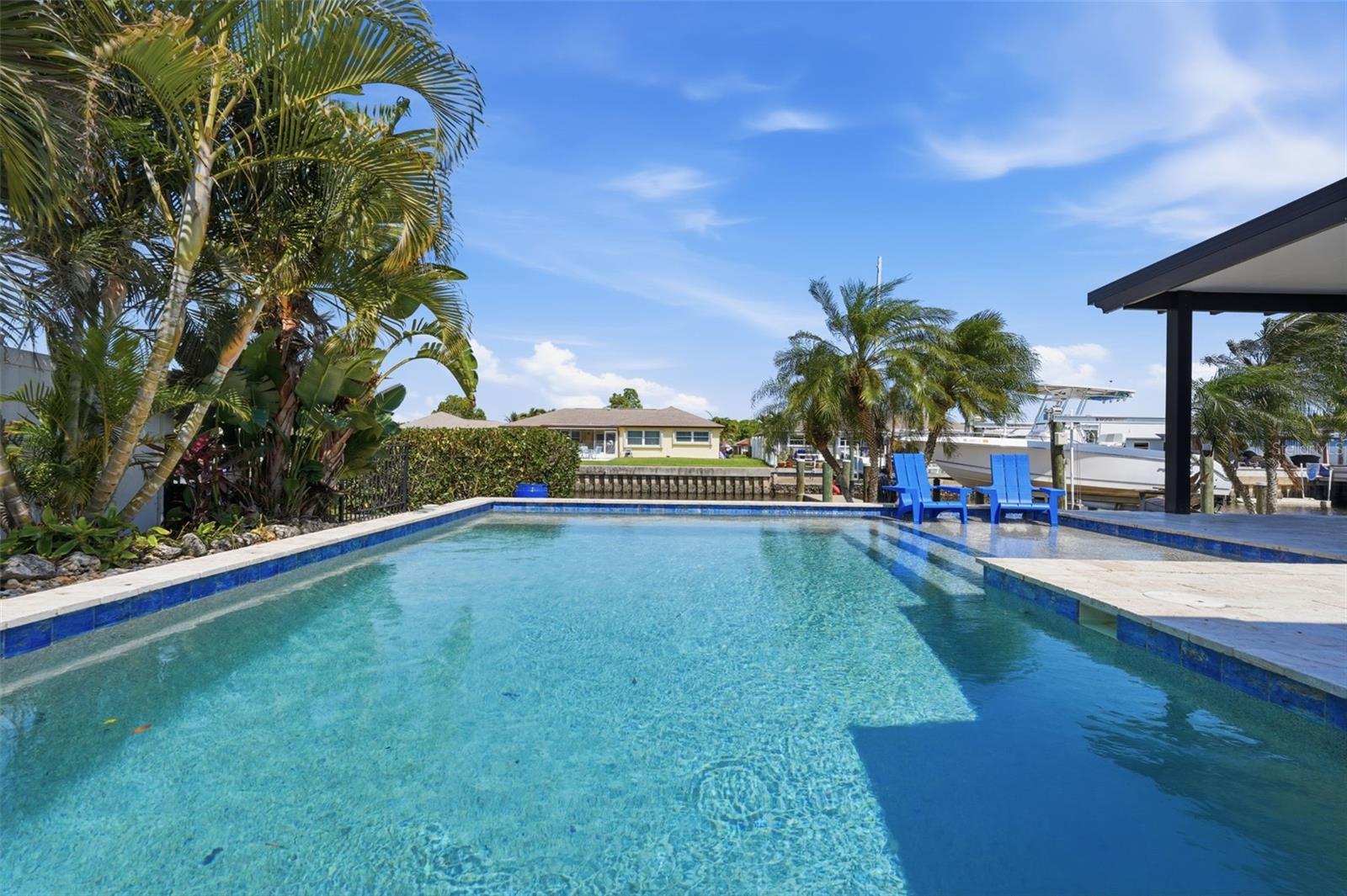 SUN PLAZA ISLES - Residential