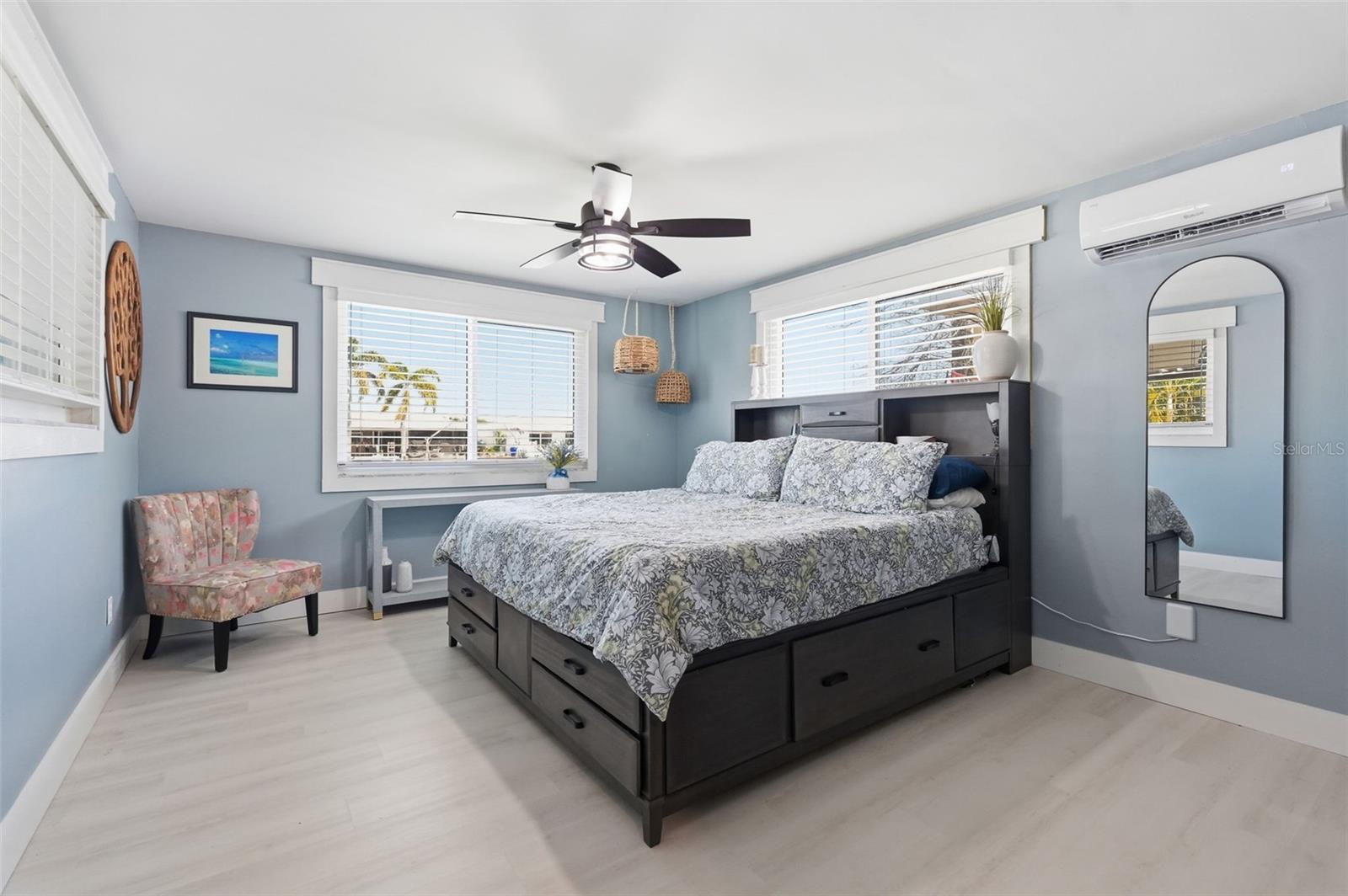 SUN PLAZA ISLES - Residential