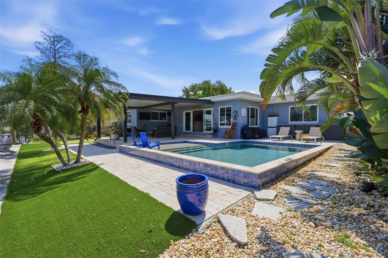 SUN PLAZA ISLES - Residential