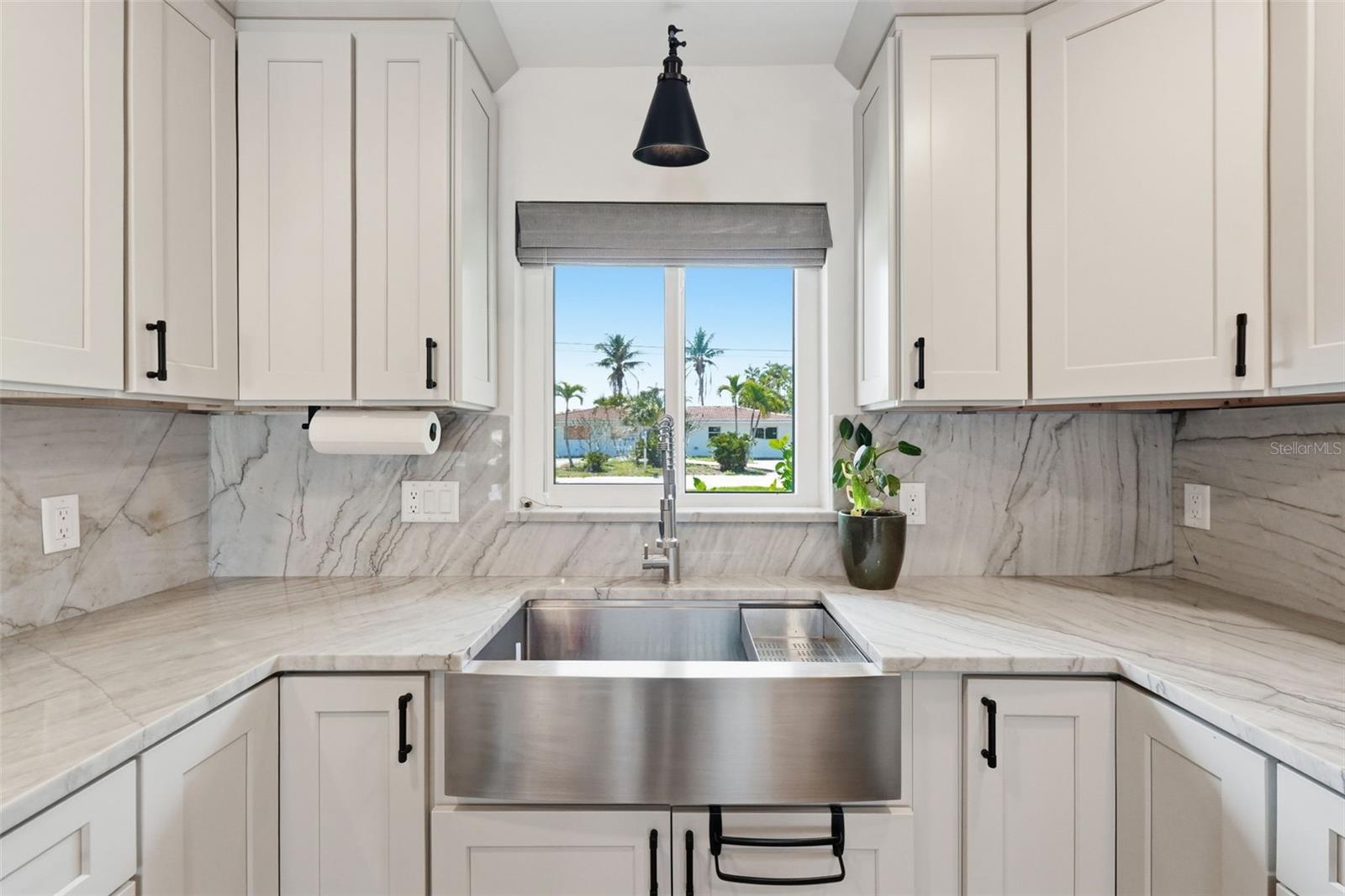 SUN PLAZA ISLES - Residential