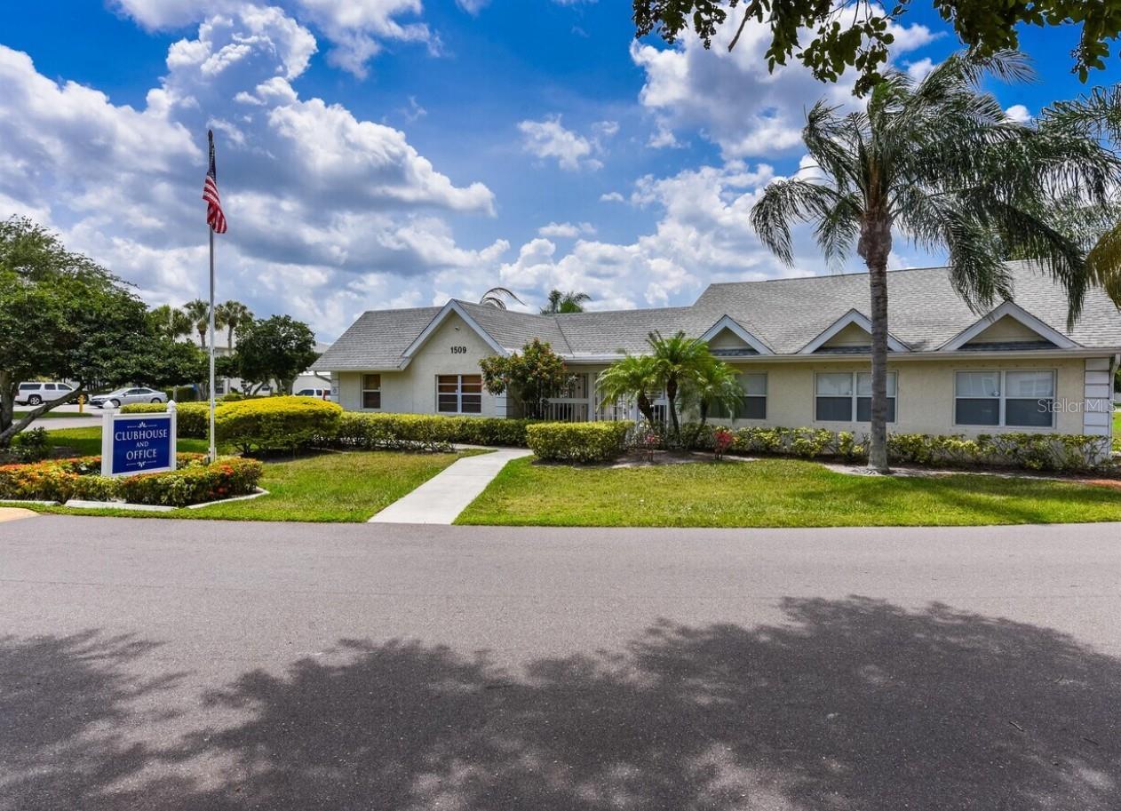 MIDPORT PLACE I A CONDO - Residential