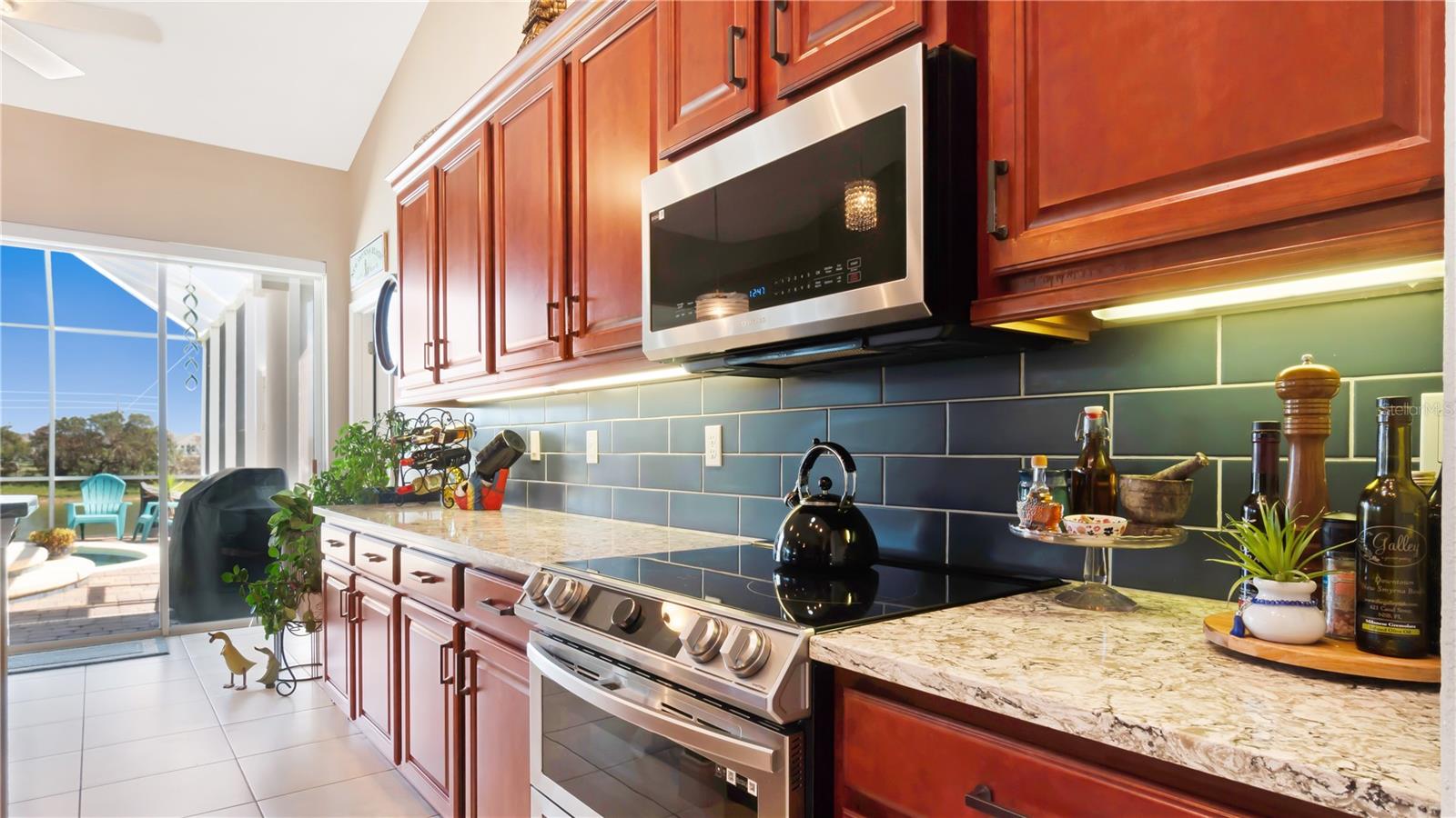 PROMENADE PARKE - Residential