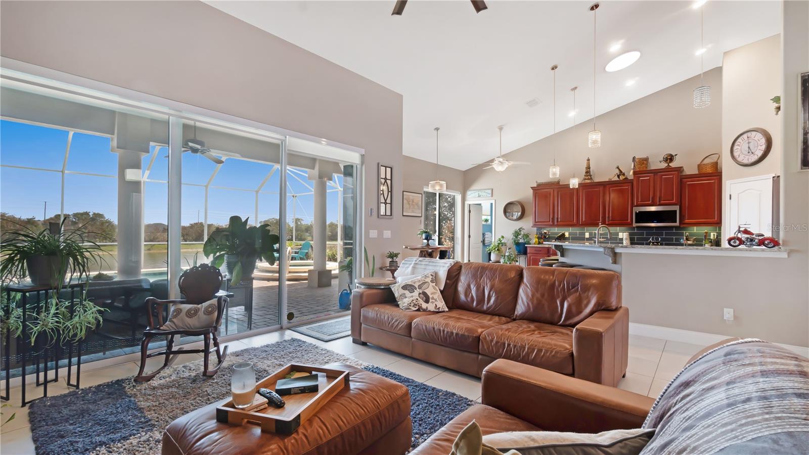 PROMENADE PARKE - Residential