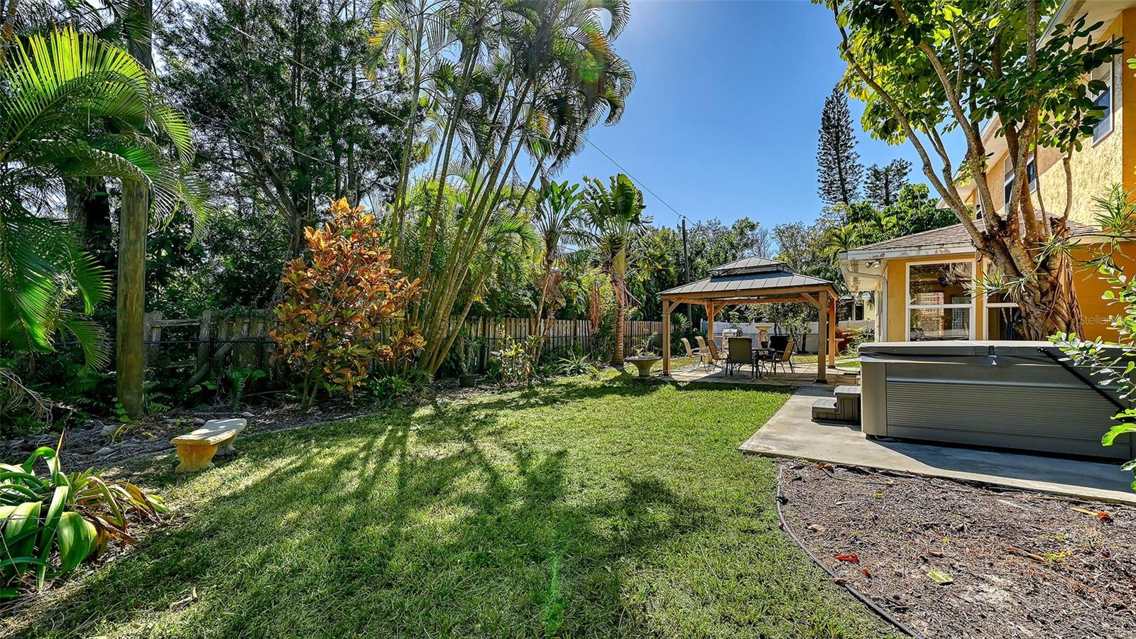 WESLO WILLOWS - Residential