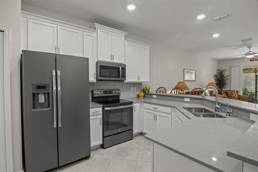 Photo of 2853 Attwater Loop, Winter Haven, FL 33884 (MLS # P4936736)