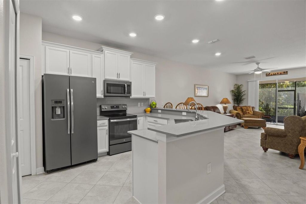 Photo of 2853 Attwater Loop, Winter Haven, FL 33884 (MLS # P4936736)