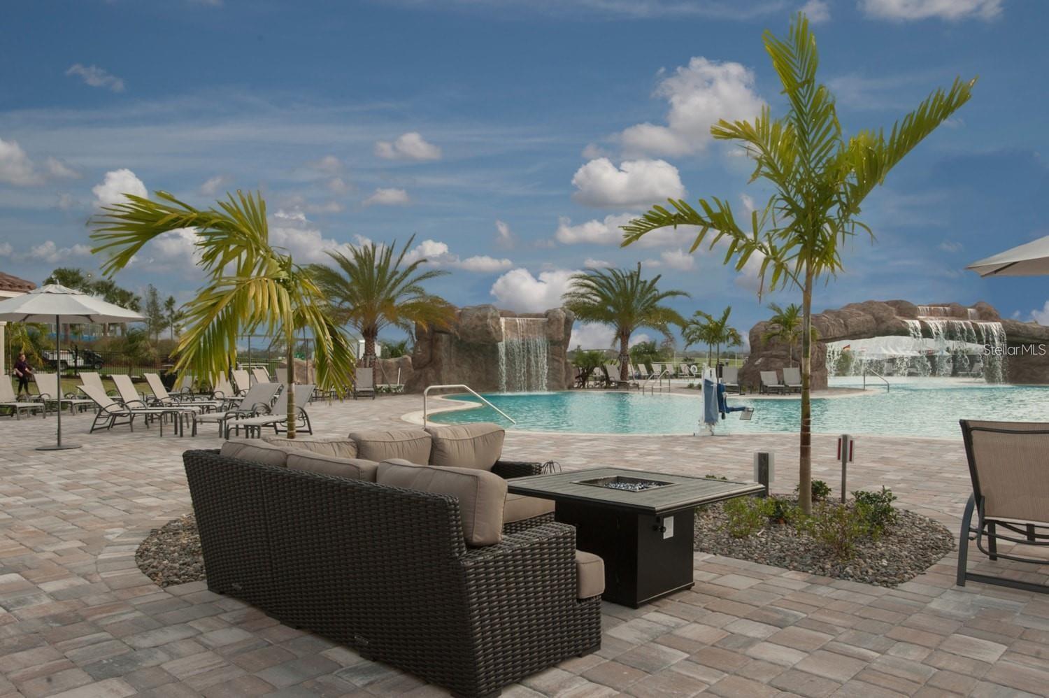 LAKEWOOD NATIONAL - Residential