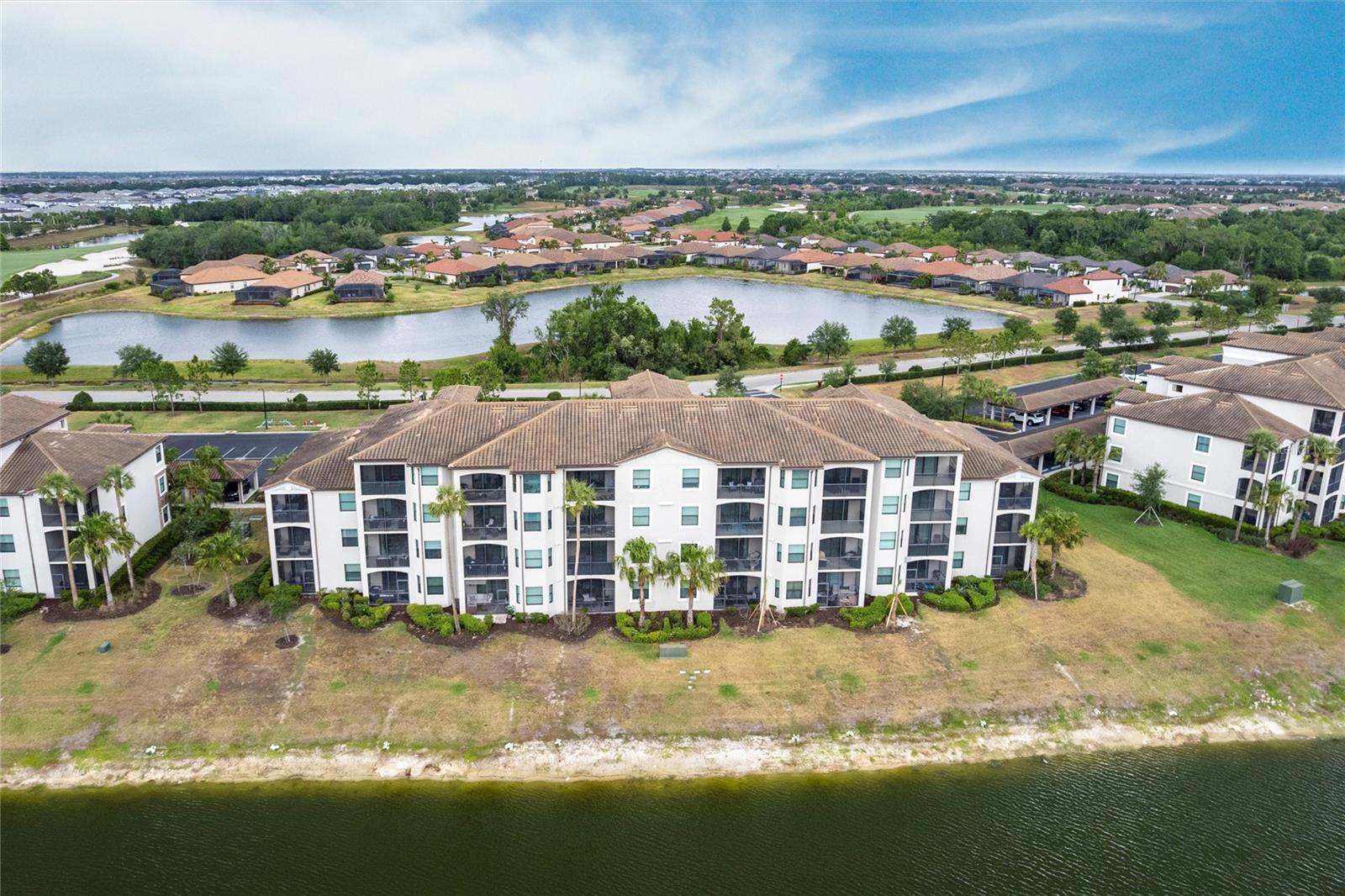 LAKEWOOD NATIONAL - Residential