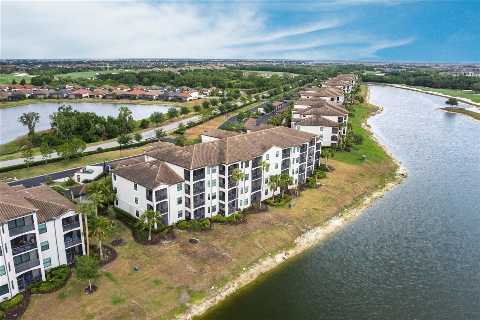 LAKEWOOD NATIONAL - Residential