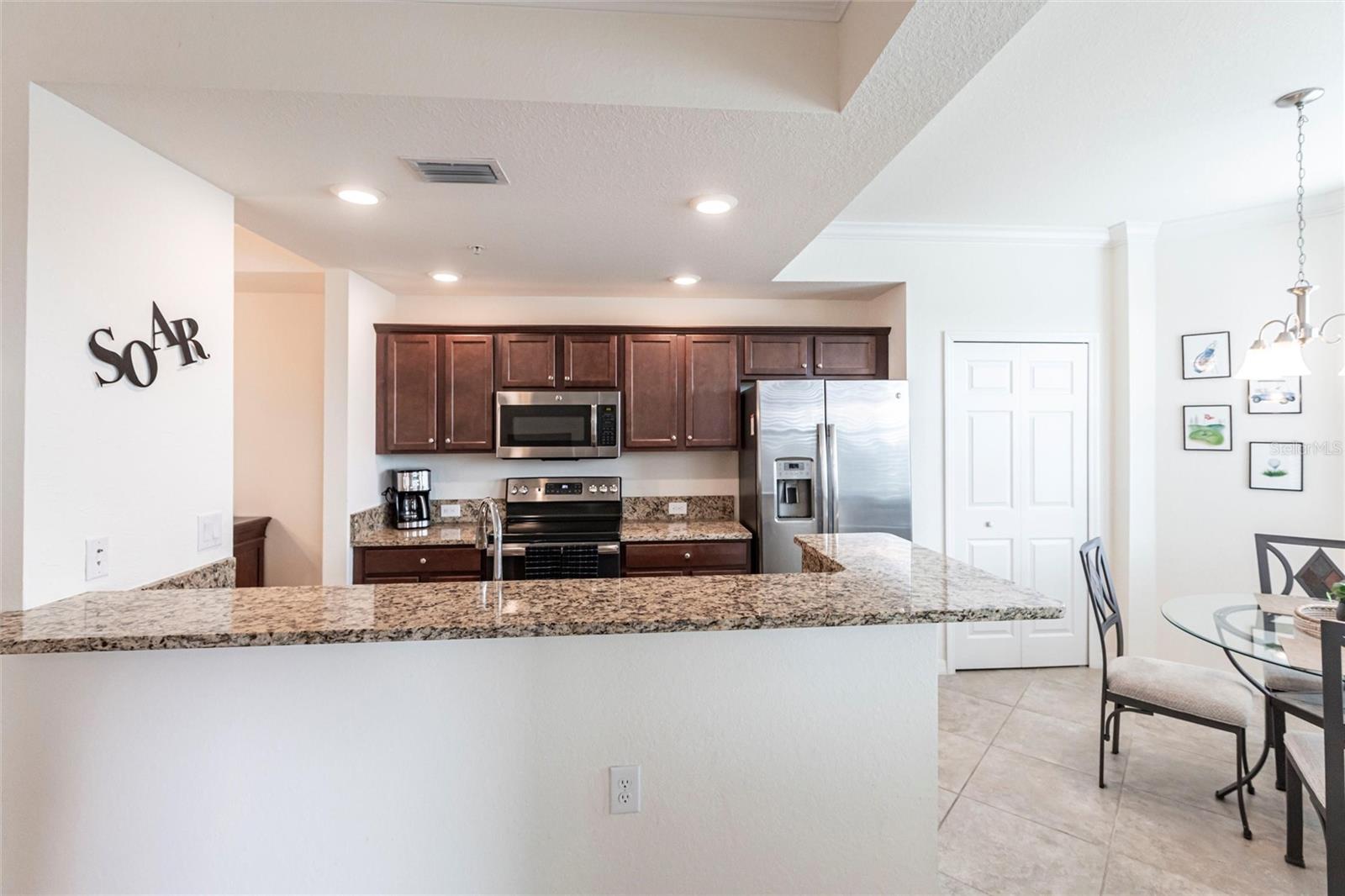 LAKEWOOD NATIONAL - Residential