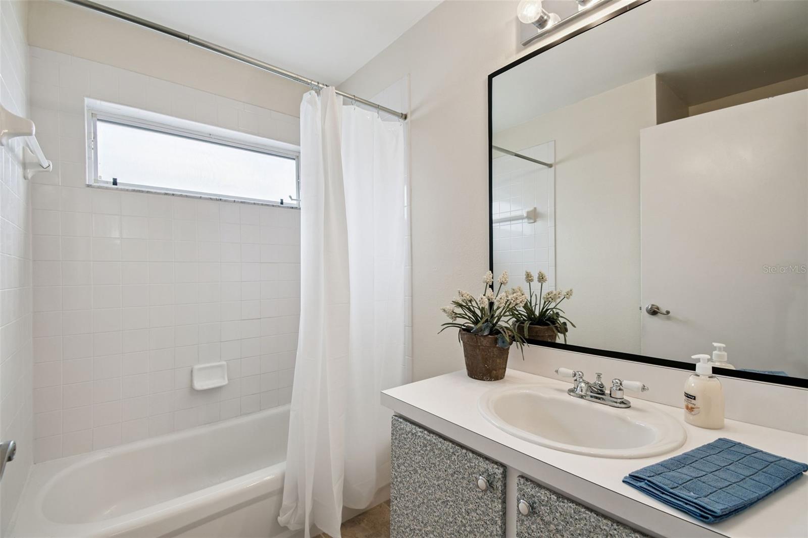 HEATHER LAKES UNIT XXI PH B - Residential